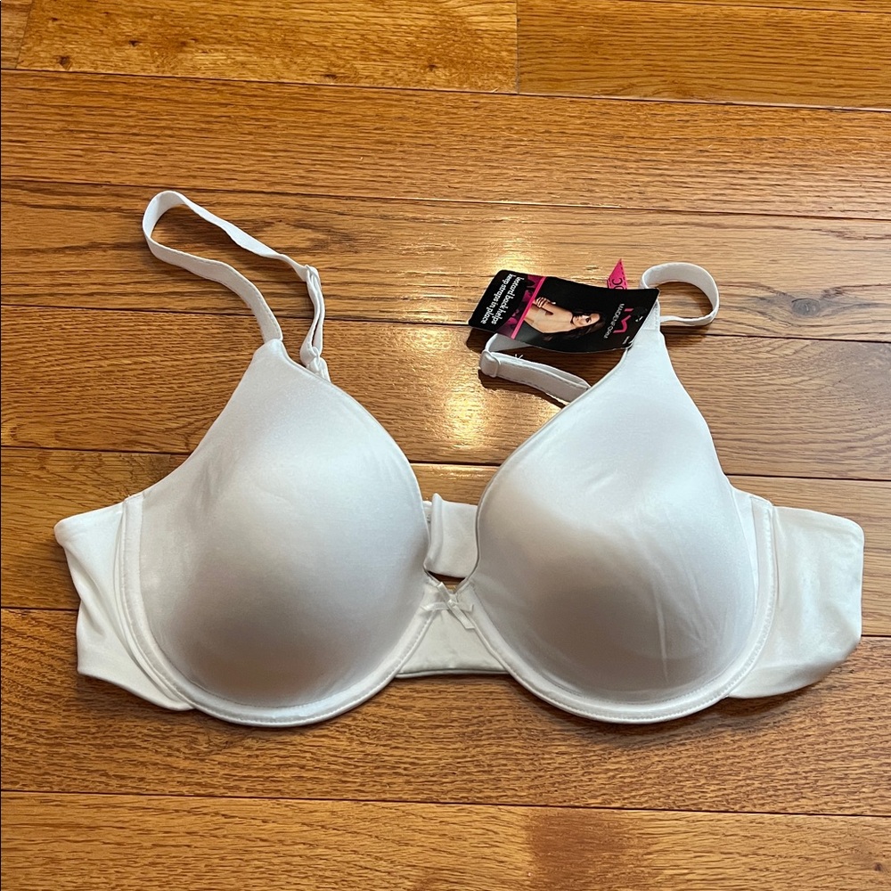 Maidenform T-Shirt Bra - Size 40C - White 
Brand New